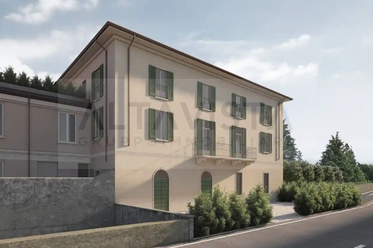 Palazzo - Edificio in vendita a Rezzato