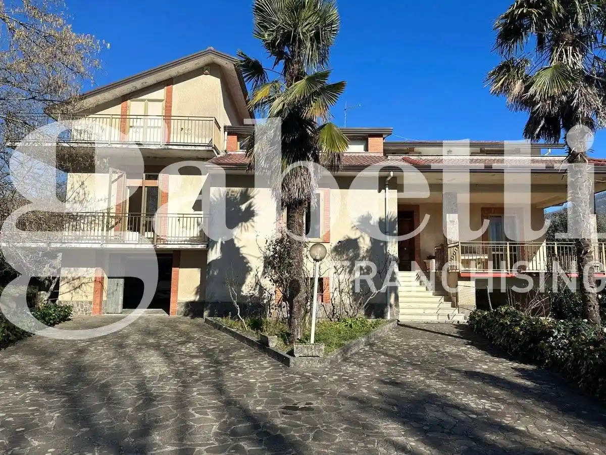 Villa in vendita a Forino