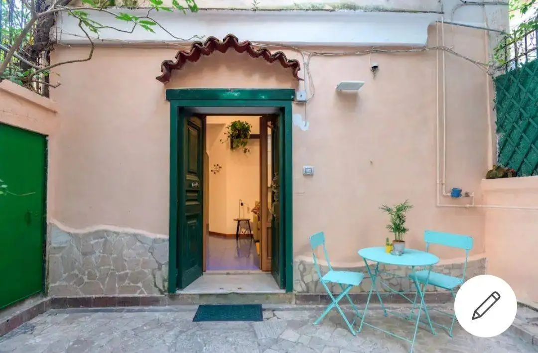 Appartamento in affitto a Napoli