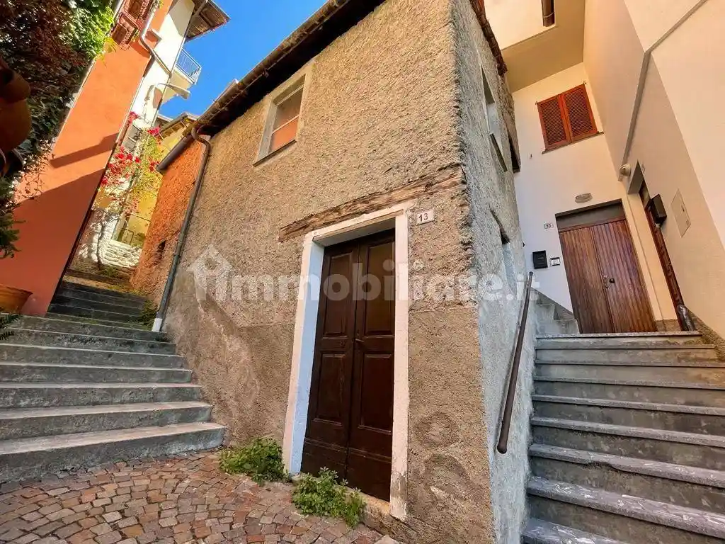 Appartamento in vendita a Valvarrone