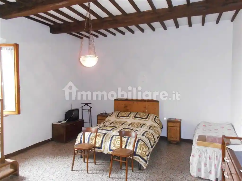 Appartamento in vendita a Sinalunga