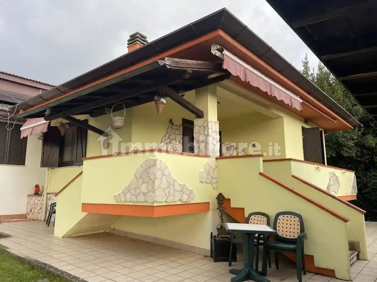 Villa in vendita a Sezze