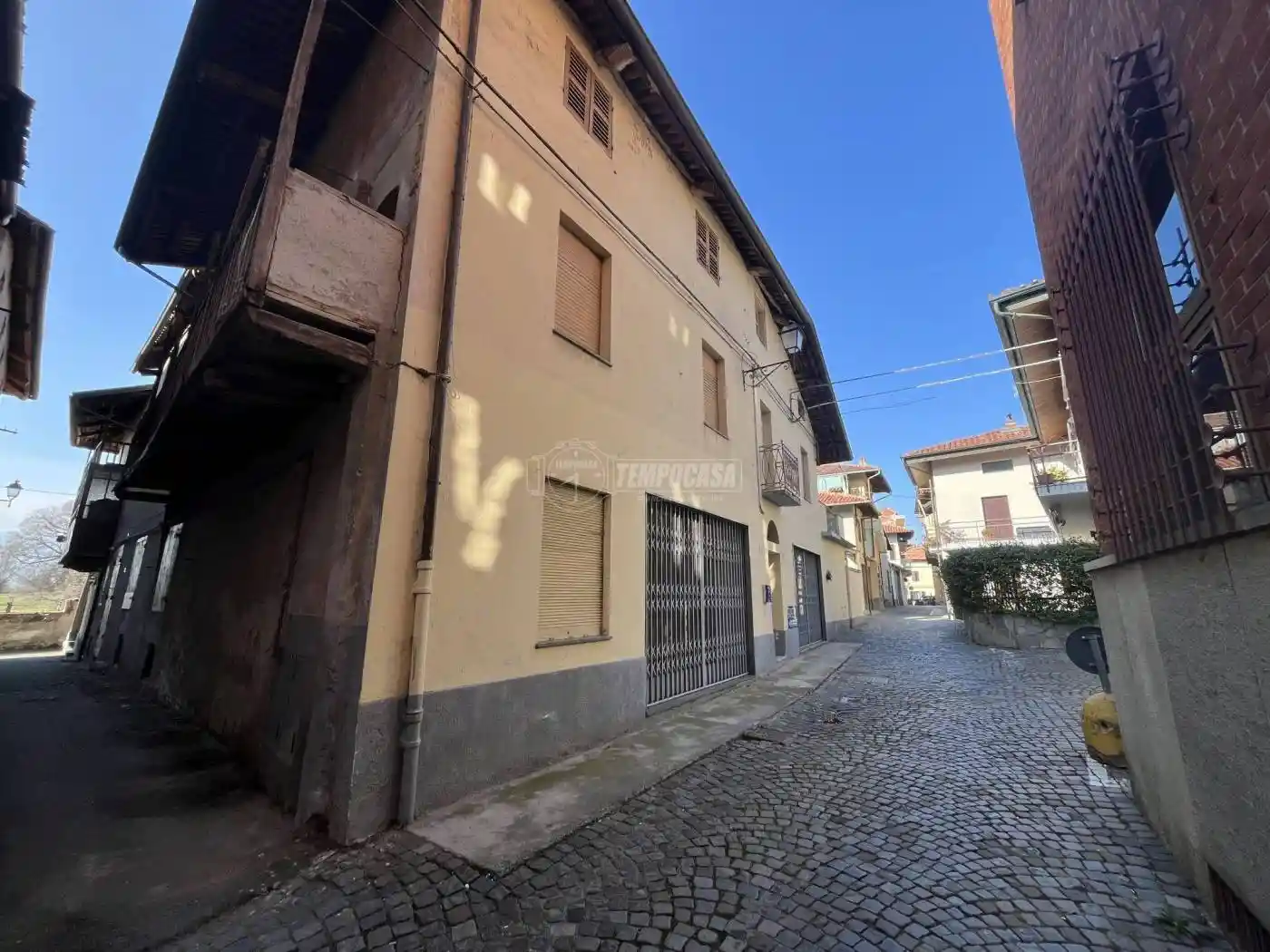 Palazzo - Edificio in vendita a Agliè