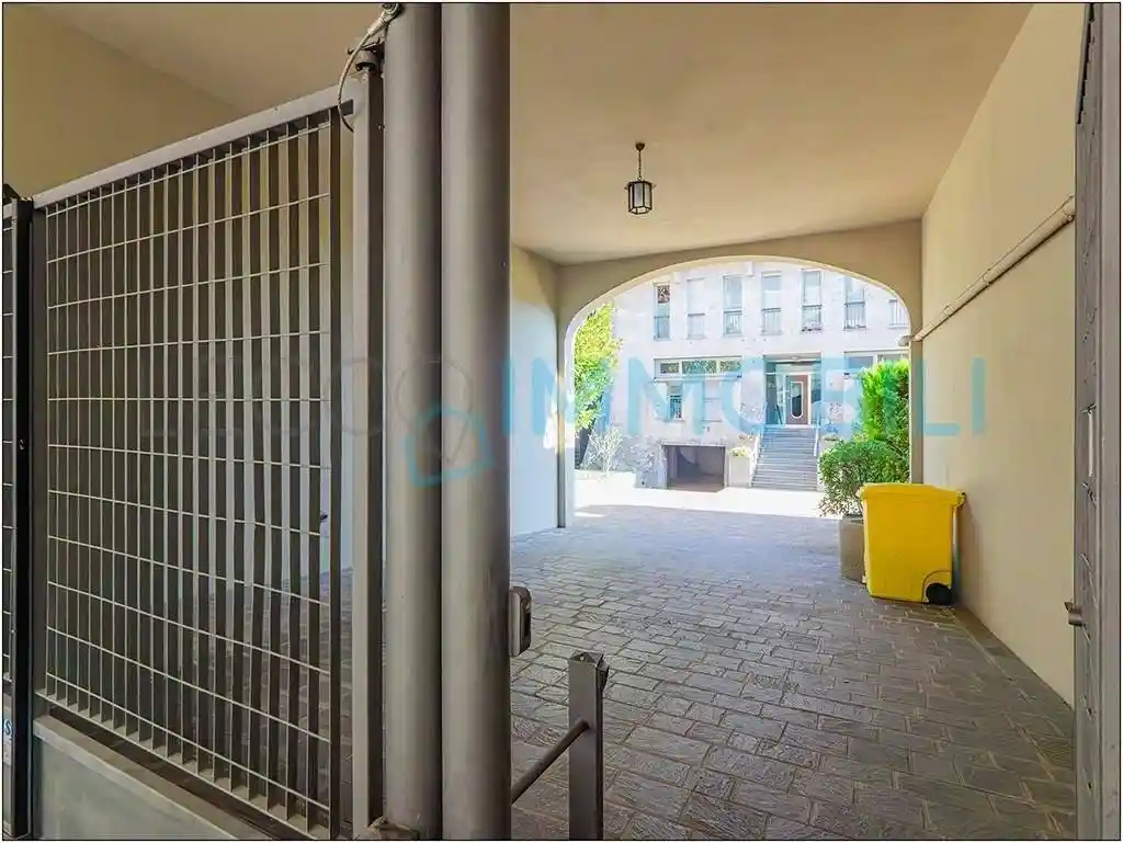 Bilocale via Giuseppe Bovara 50, Centro, Lecco - foto 4