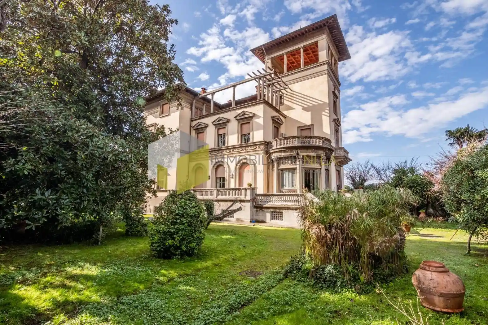 Villa in vendita a Pisa