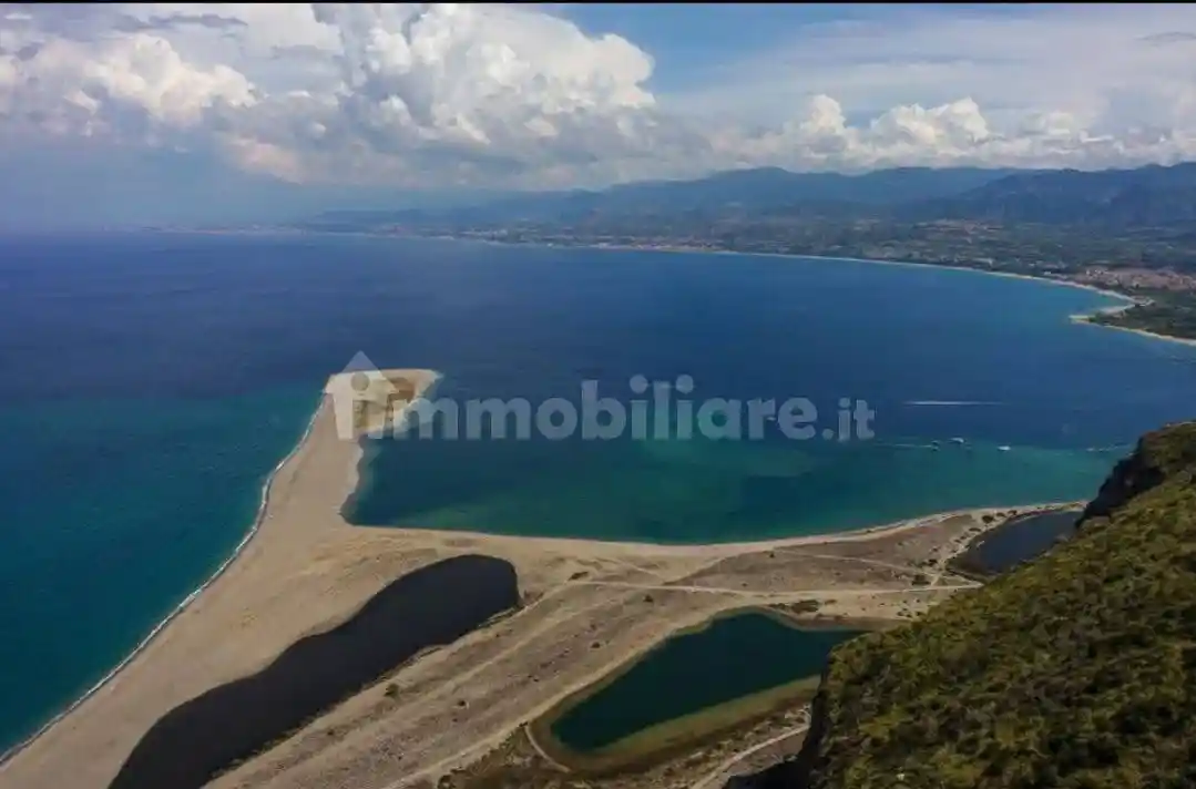 Appartamento in affitto a Oliveri