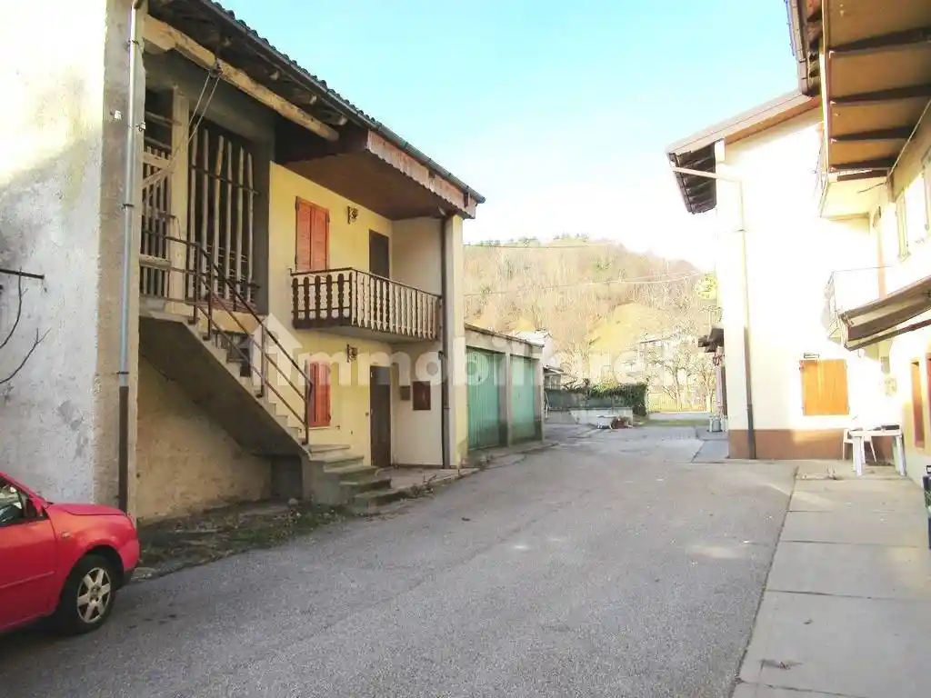 Villa a schiera via dell'Amicizia 1, Chiaicis, Verzegnis - foto 2