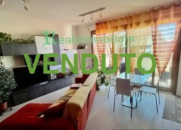 Appartamento in vendita a Monza