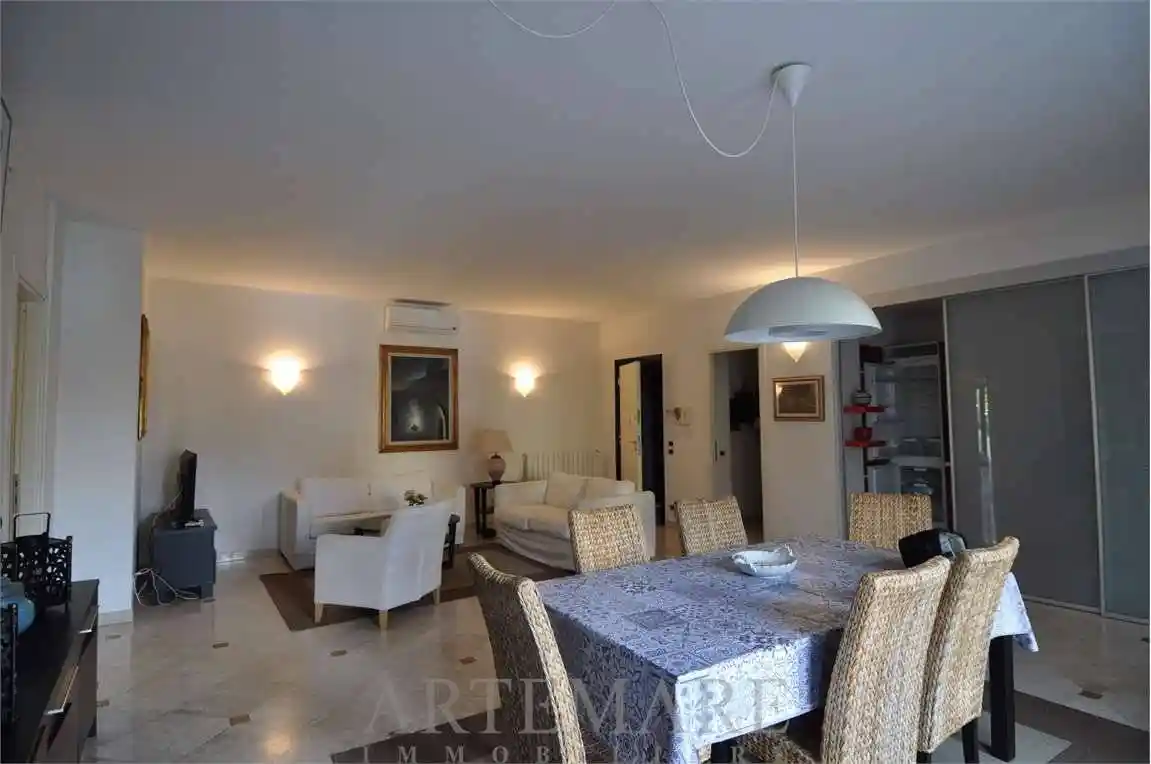 Appartamento in affitto a Pietrasanta