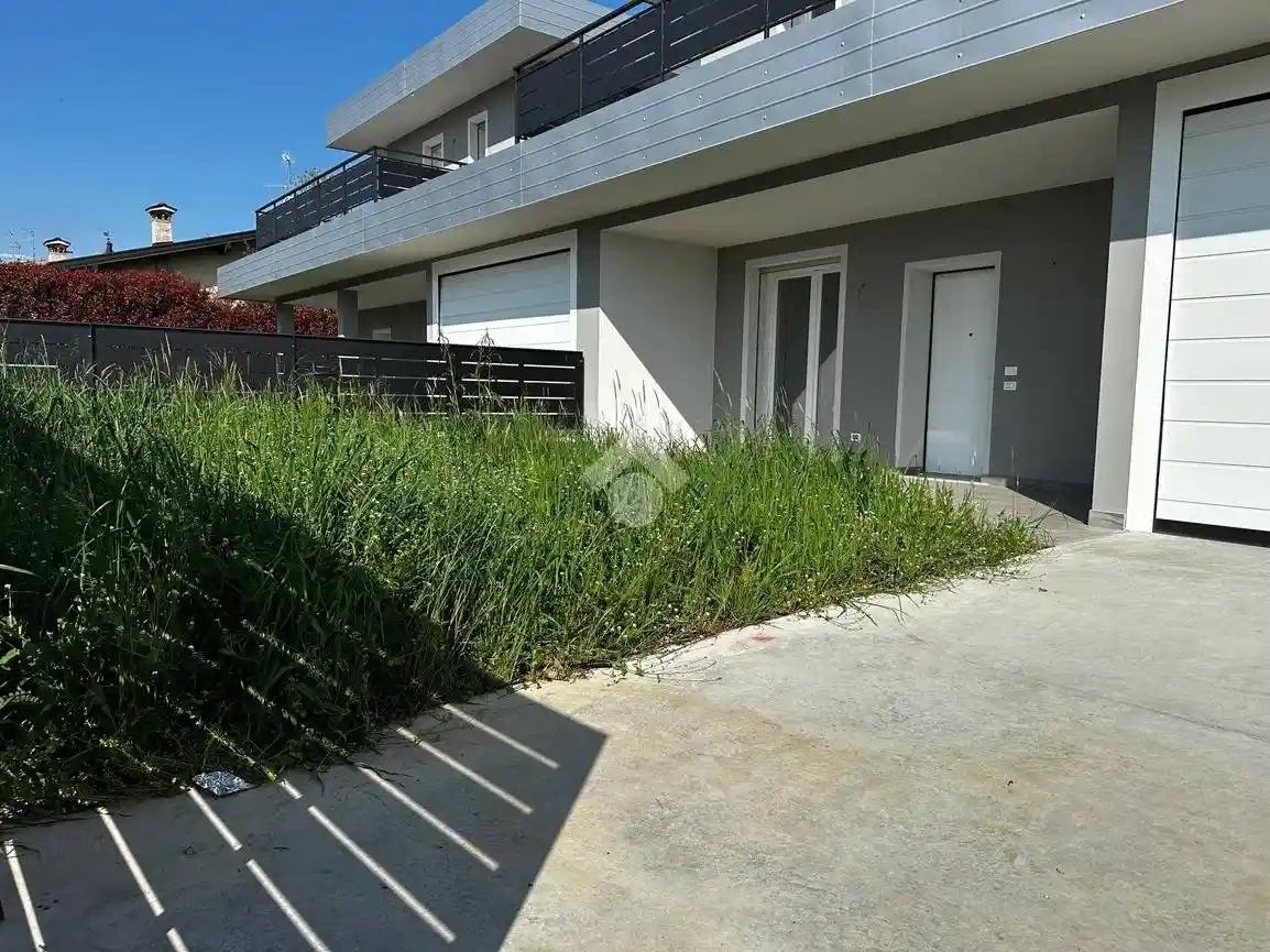 Villa in vendita a Leno