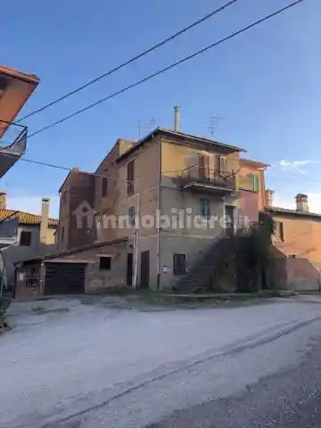 Appartamento Località Frattavecchia, Casamaggiore, Castiglione del Lago - foto 2