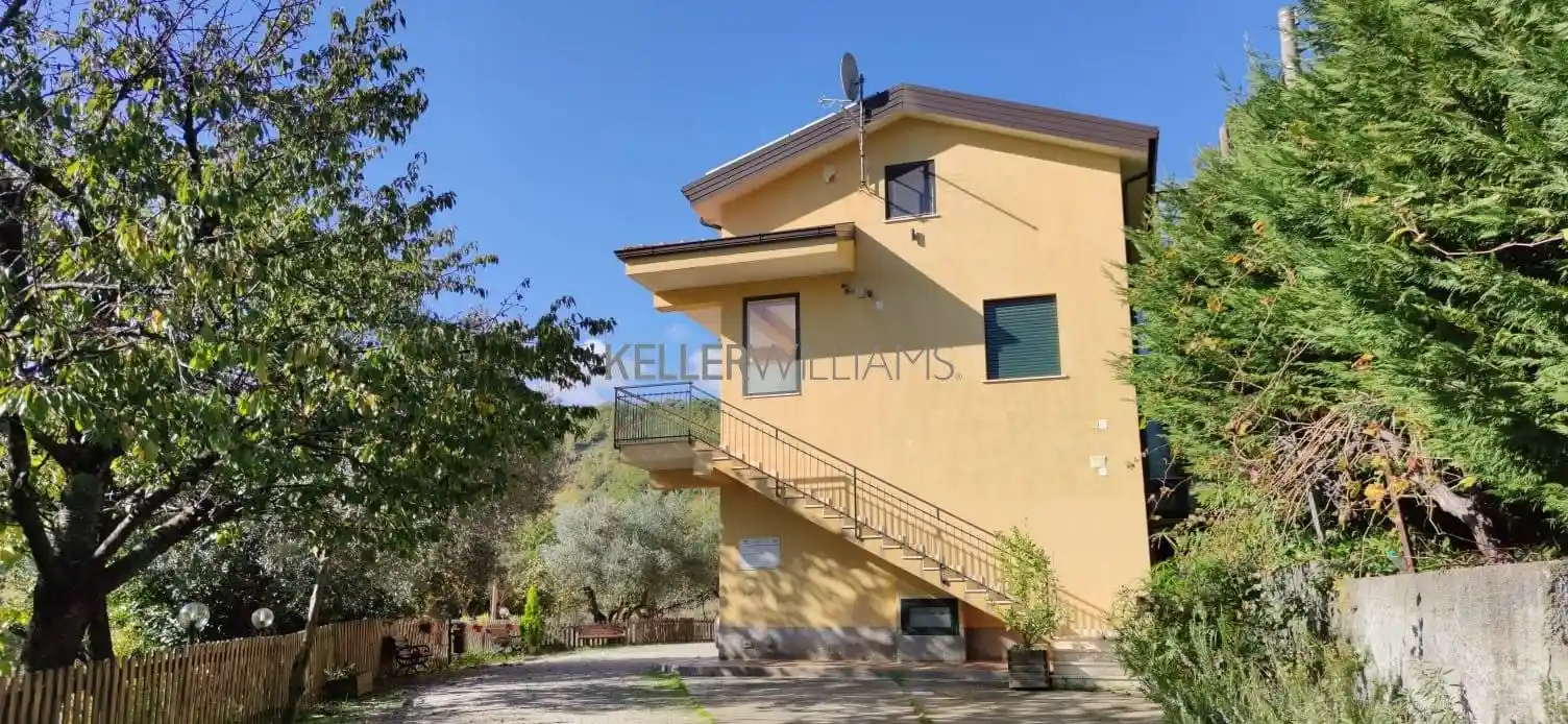 Villa unifamiliare Contrada Vallone, Santo Stefano, Rende - foto 3