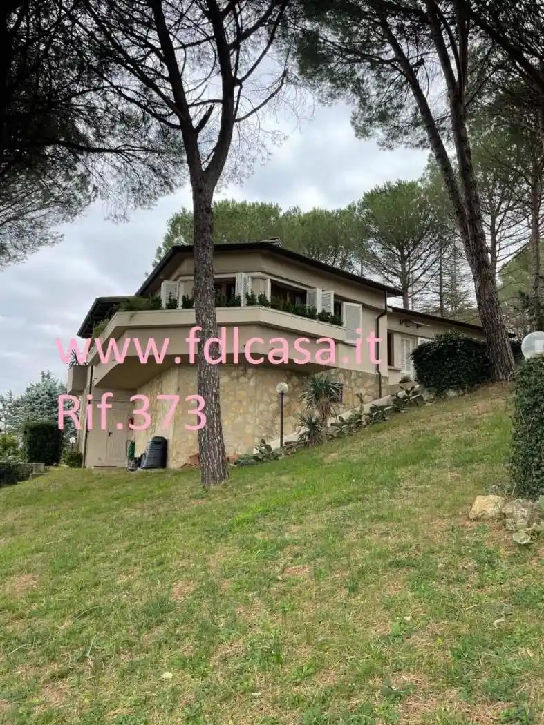 Villa in vendita a Casciana Terme Lari