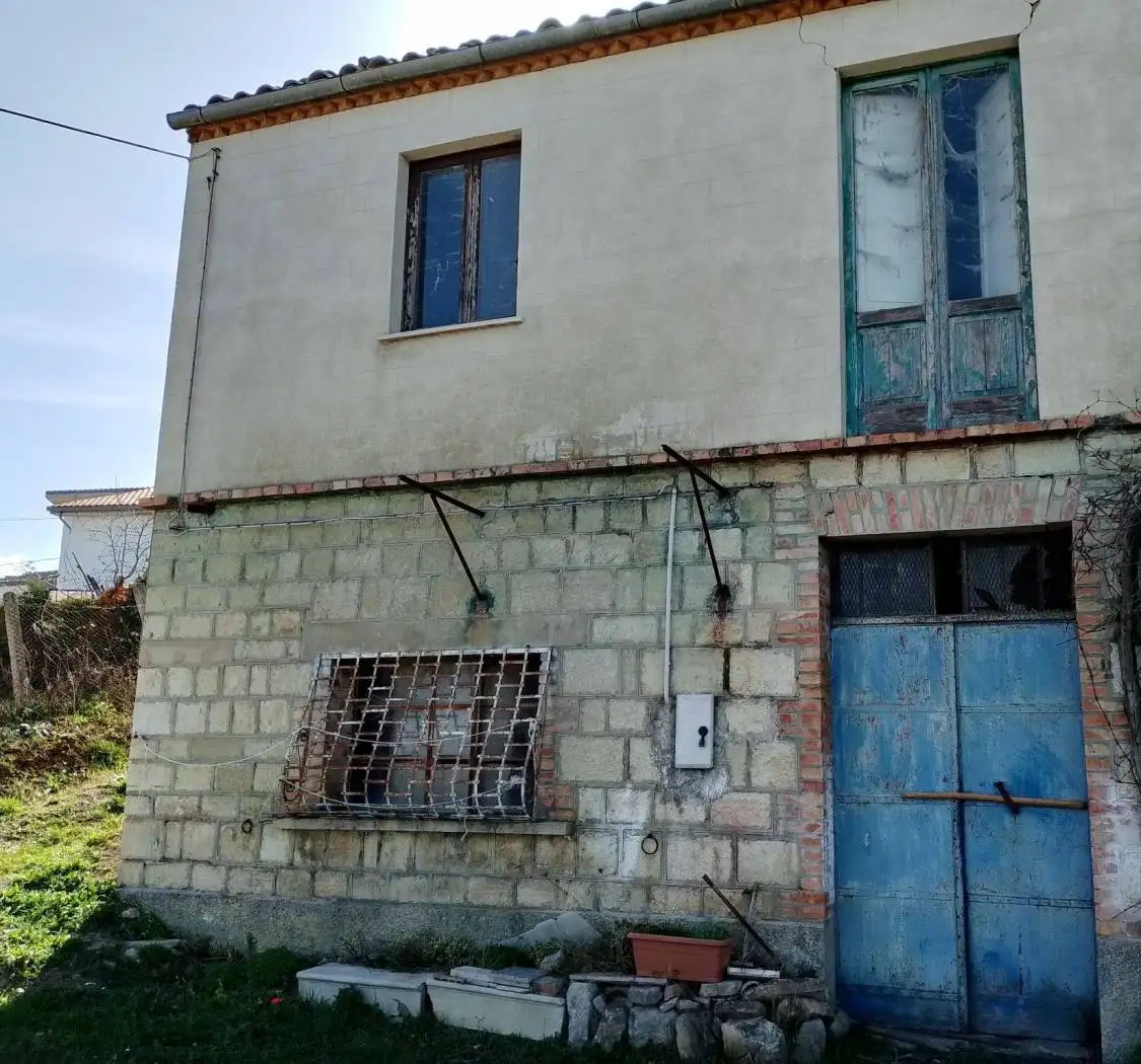 Appartamento in vendita a Roccaspinalveti