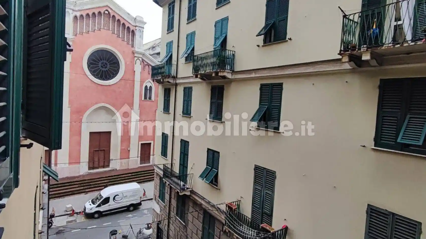 Appartamento in vendita a Genova