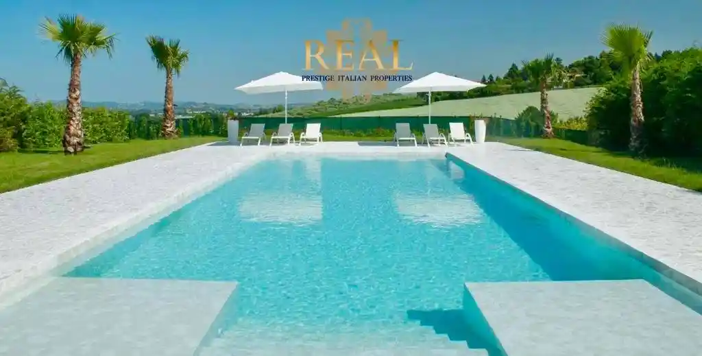 Villa unifamiliare via Scacciano, Colle dei Pini, Riccione - foto 3