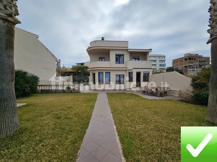 Villa in vendita a Reggio Calabria