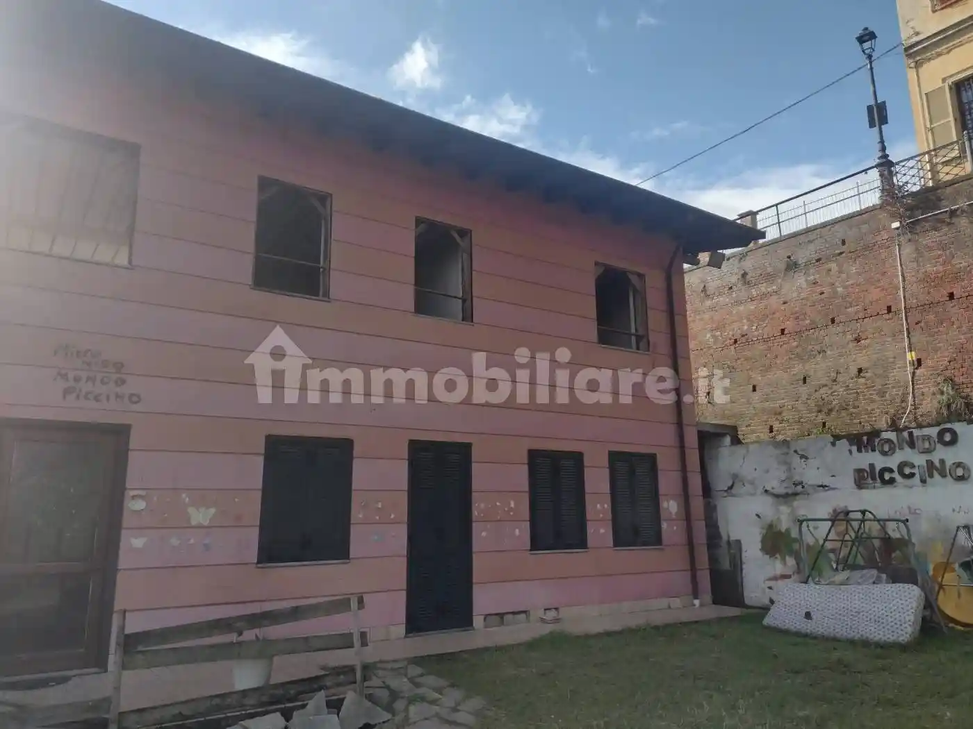 Villa in vendita a Felizzano
