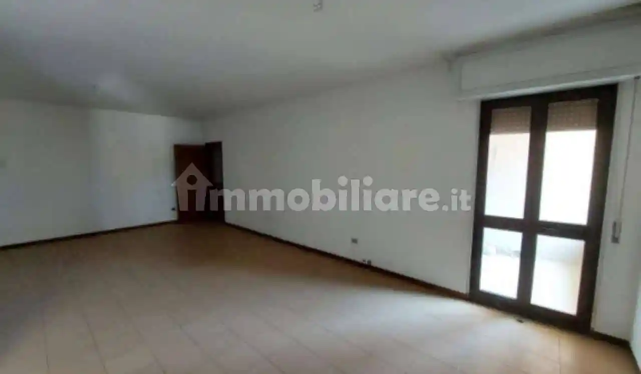 Palazzo - Edificio in vendita a Borgosatollo