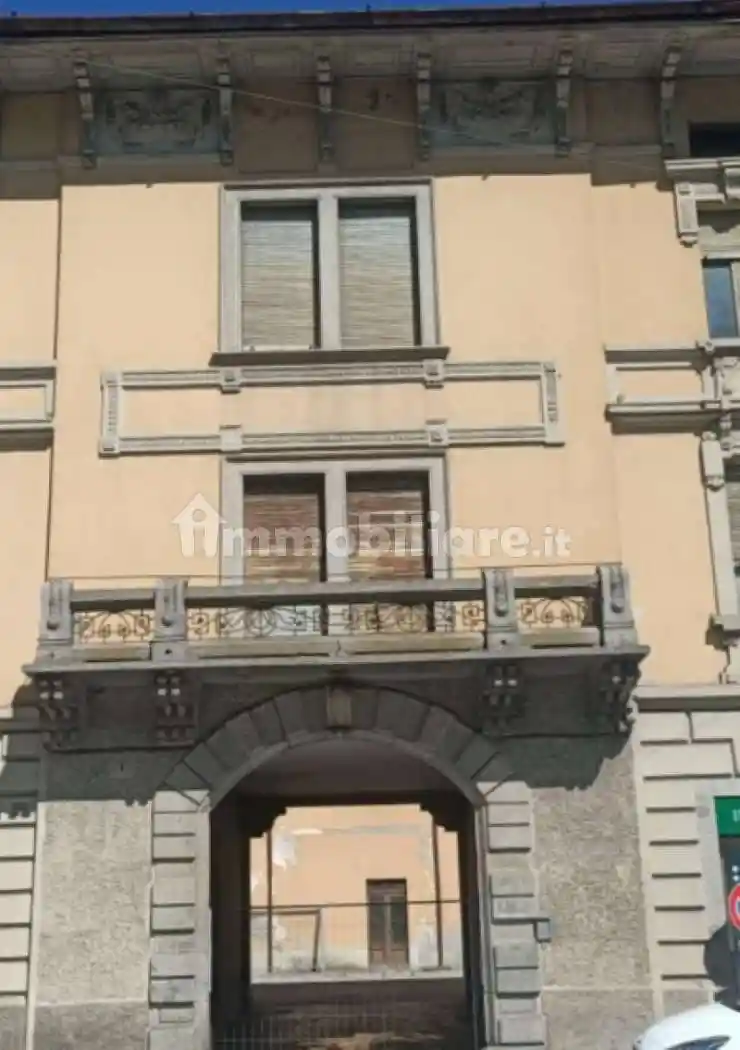 Palazzo - Edificio in vendita a Vestone