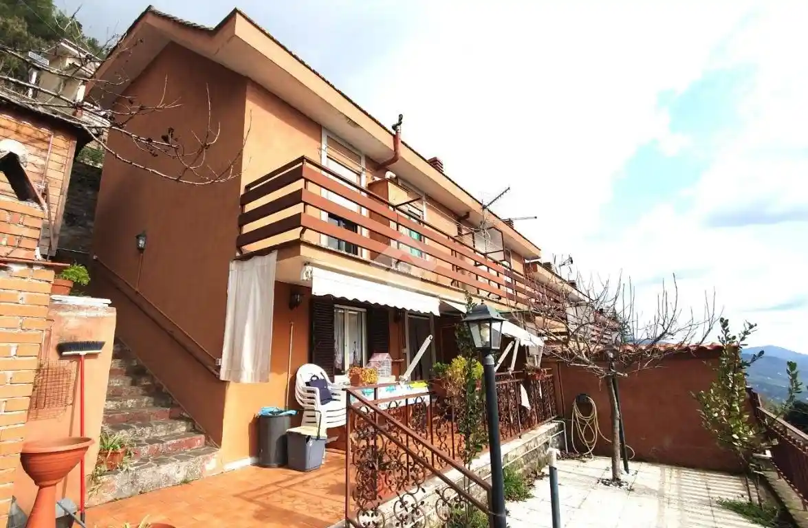 Villetta a schiera in vendita a Serrone