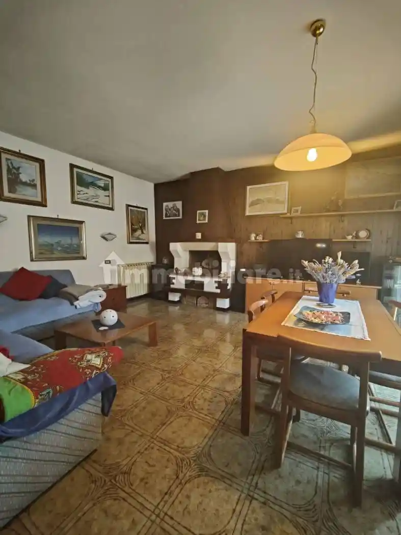 Appartamento in vendita a Licciana Nardi