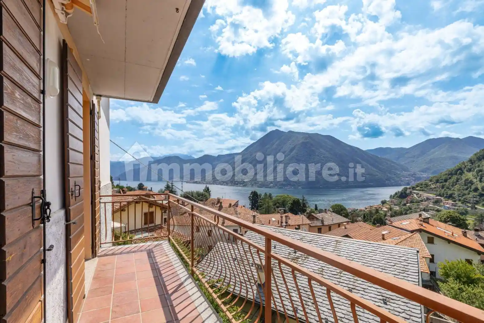 Casa indipendente in vendita a Dizzasco