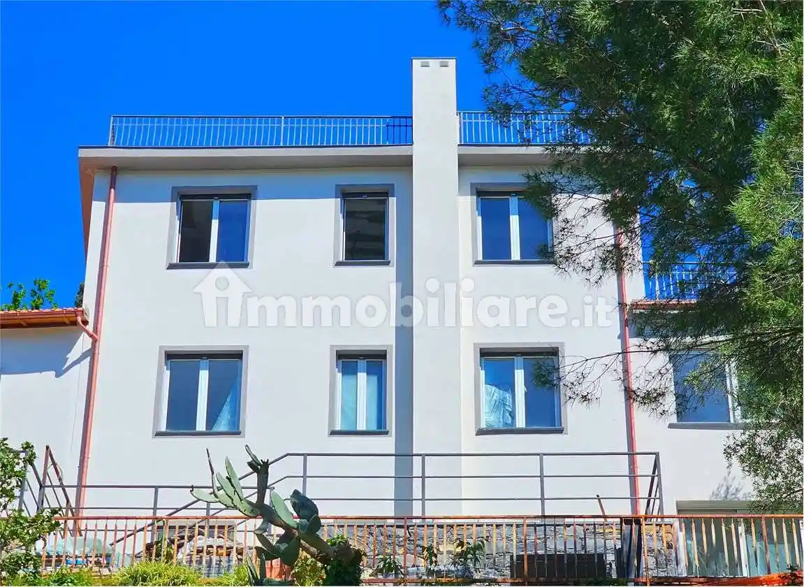 Casa indipendente in vendita a Rapallo