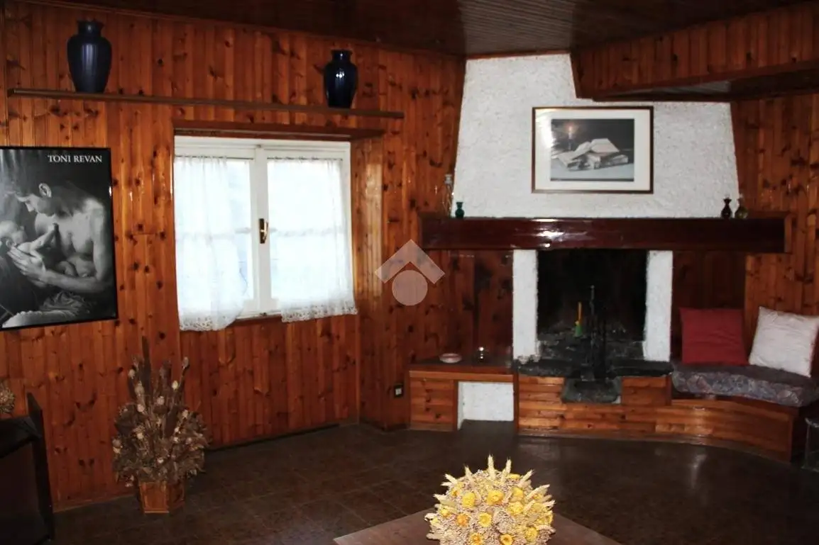 Appartamento in vendita a Cosio Valtellino