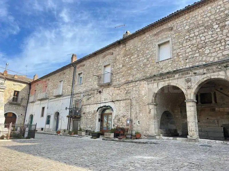 Appartamento in vendita a Orsara di Puglia