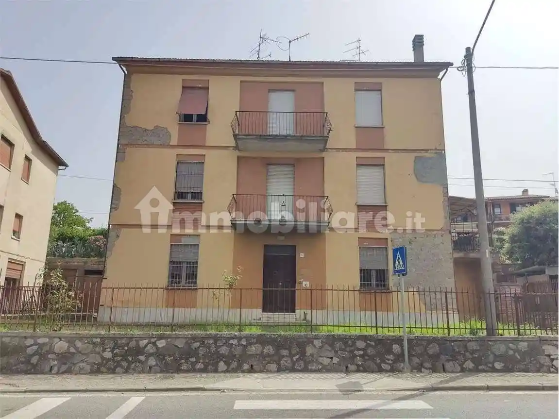 Casa indipendente in vendita a Baschi