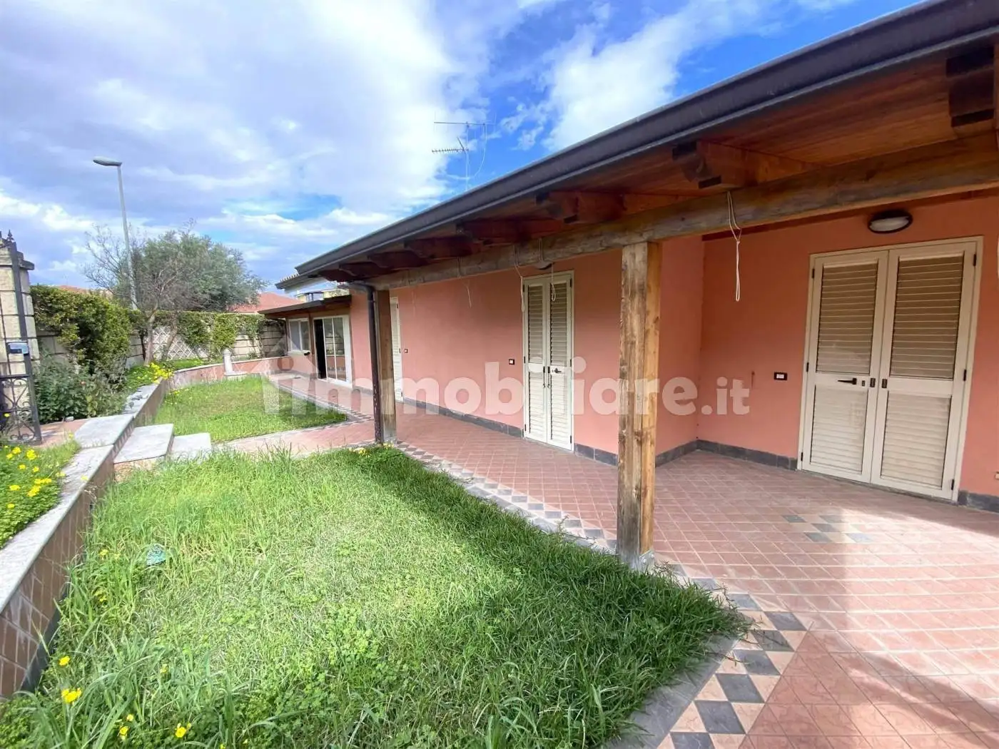 Villa in vendita a Simeri Crichi