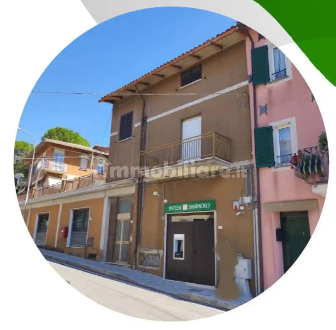 Palazzo - Edificio in vendita a Valfabbrica