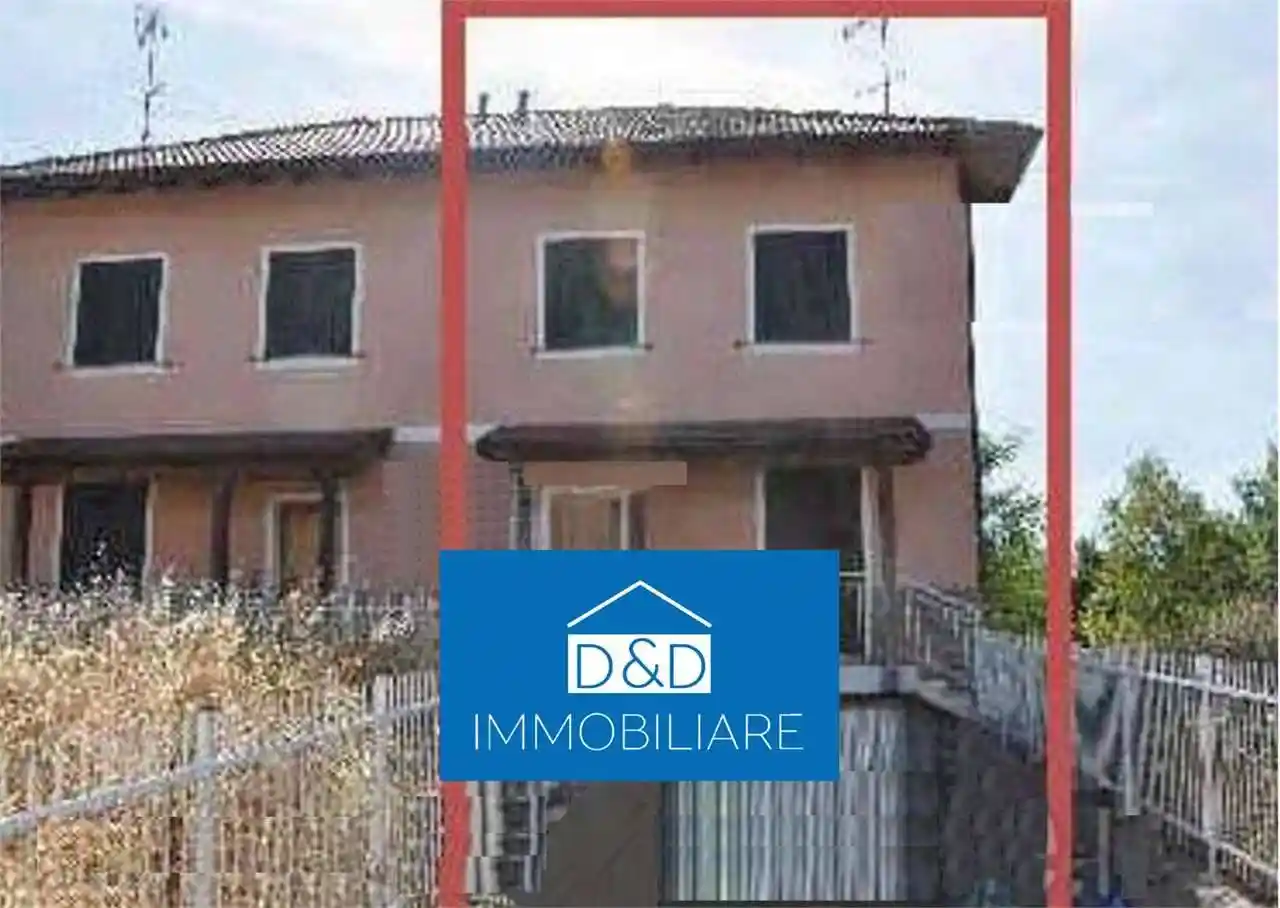 Casa indipendente in vendita a Capriata d'Orba