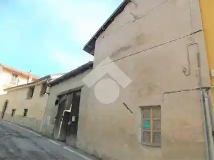 Rustico - Casale in vendita a Cinzano