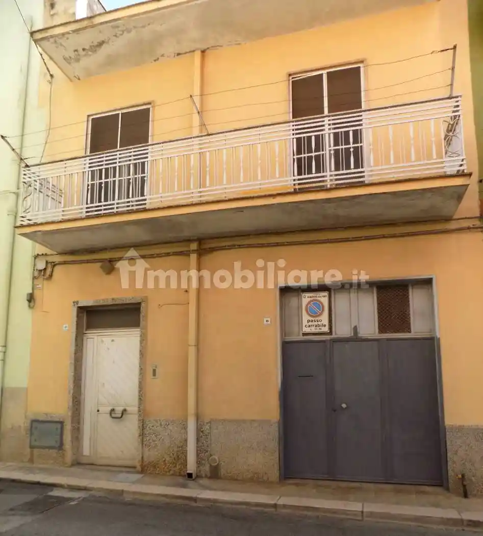 Casa indipendente in vendita a Acquaviva delle Fonti