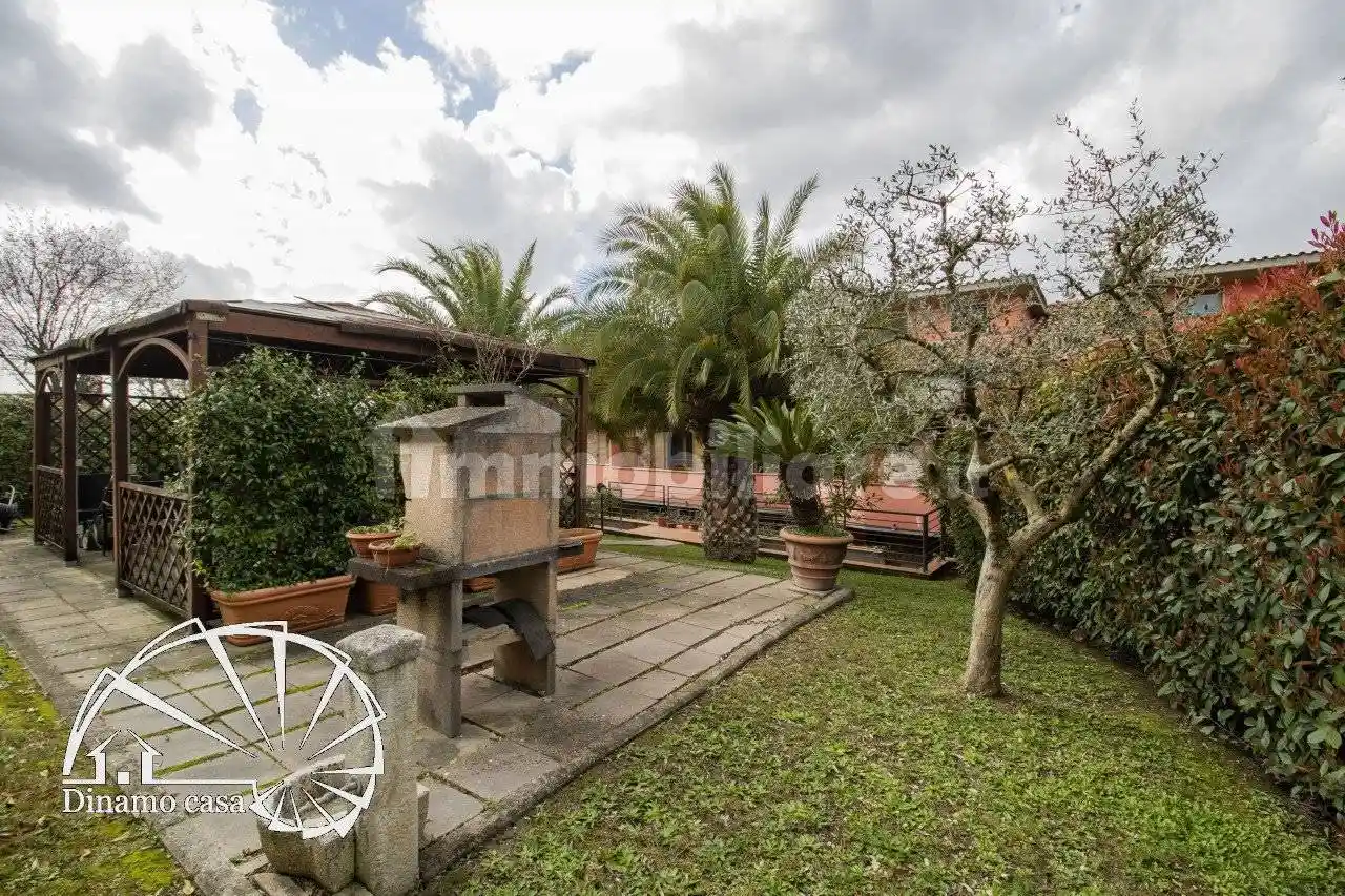 Villetta a schiera in vendita a Poggio a Caiano