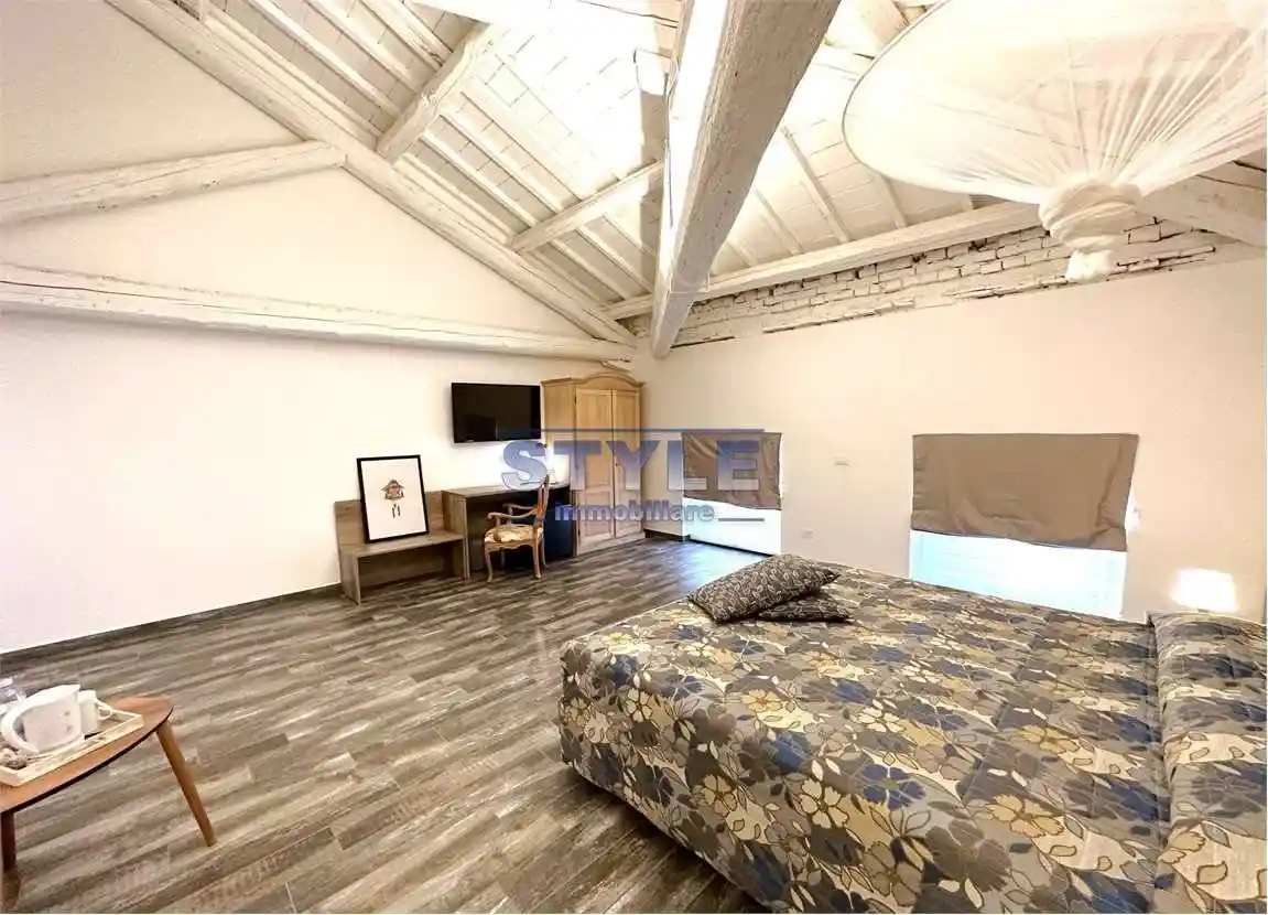 Palazzo - Edificio - foto 2