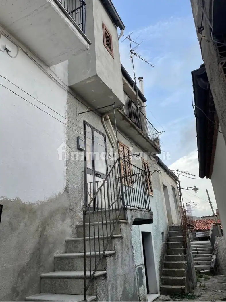 Appartamento in vendita a Castelsaraceno
