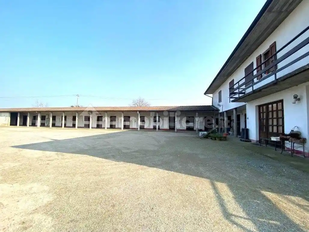 Villa in vendita a Soresina