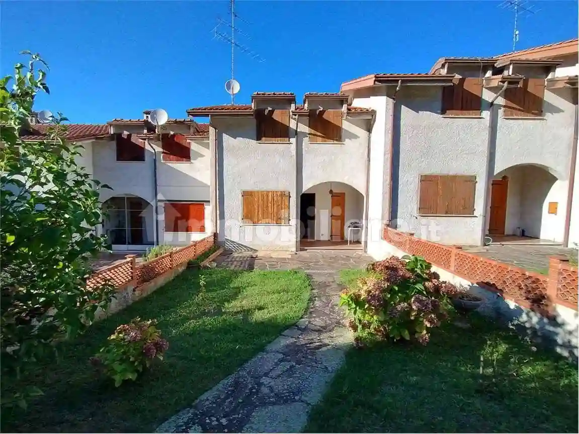 Villetta a schiera - foto 2