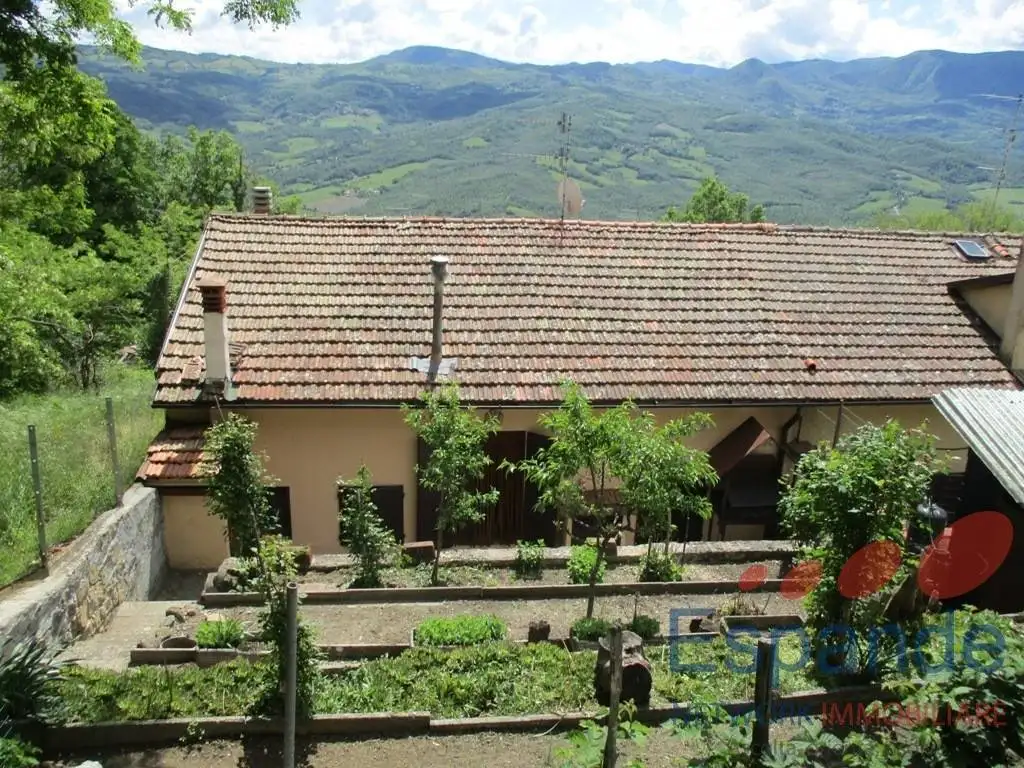 Casa indipendente in vendita a Castel di Casio