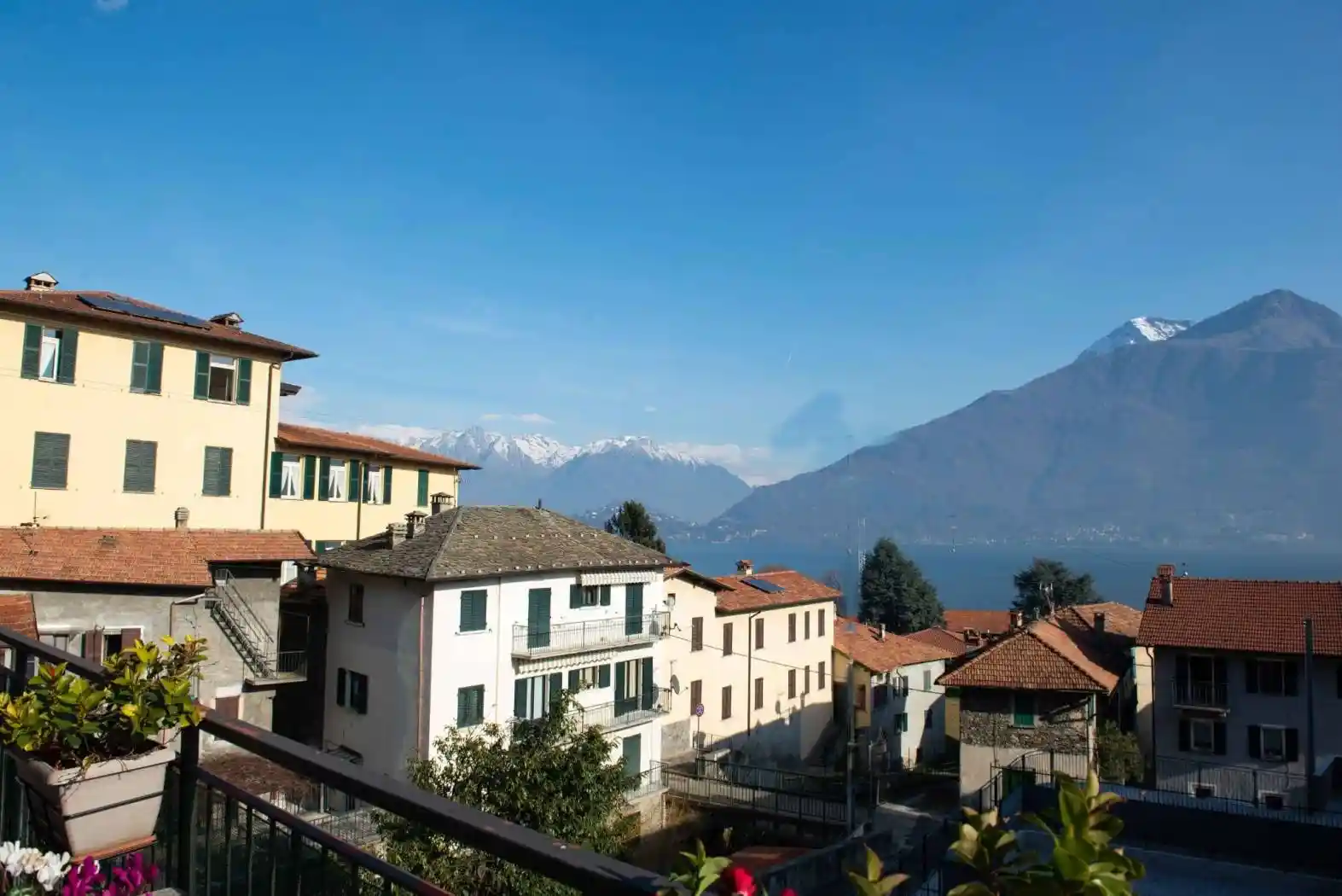Appartamento in vendita a Pianello del Lario