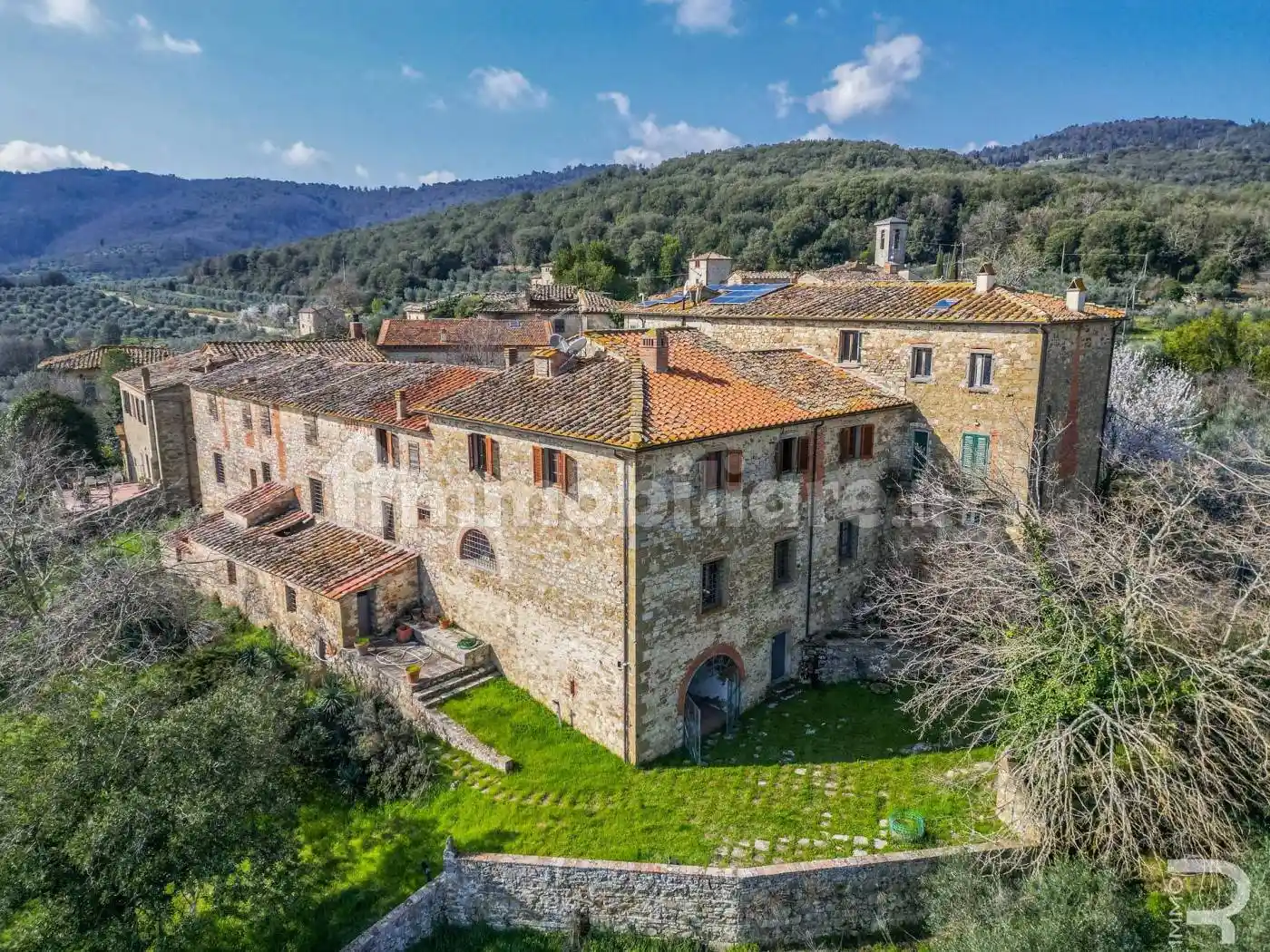 Rustico - Casale in vendita a Bucine