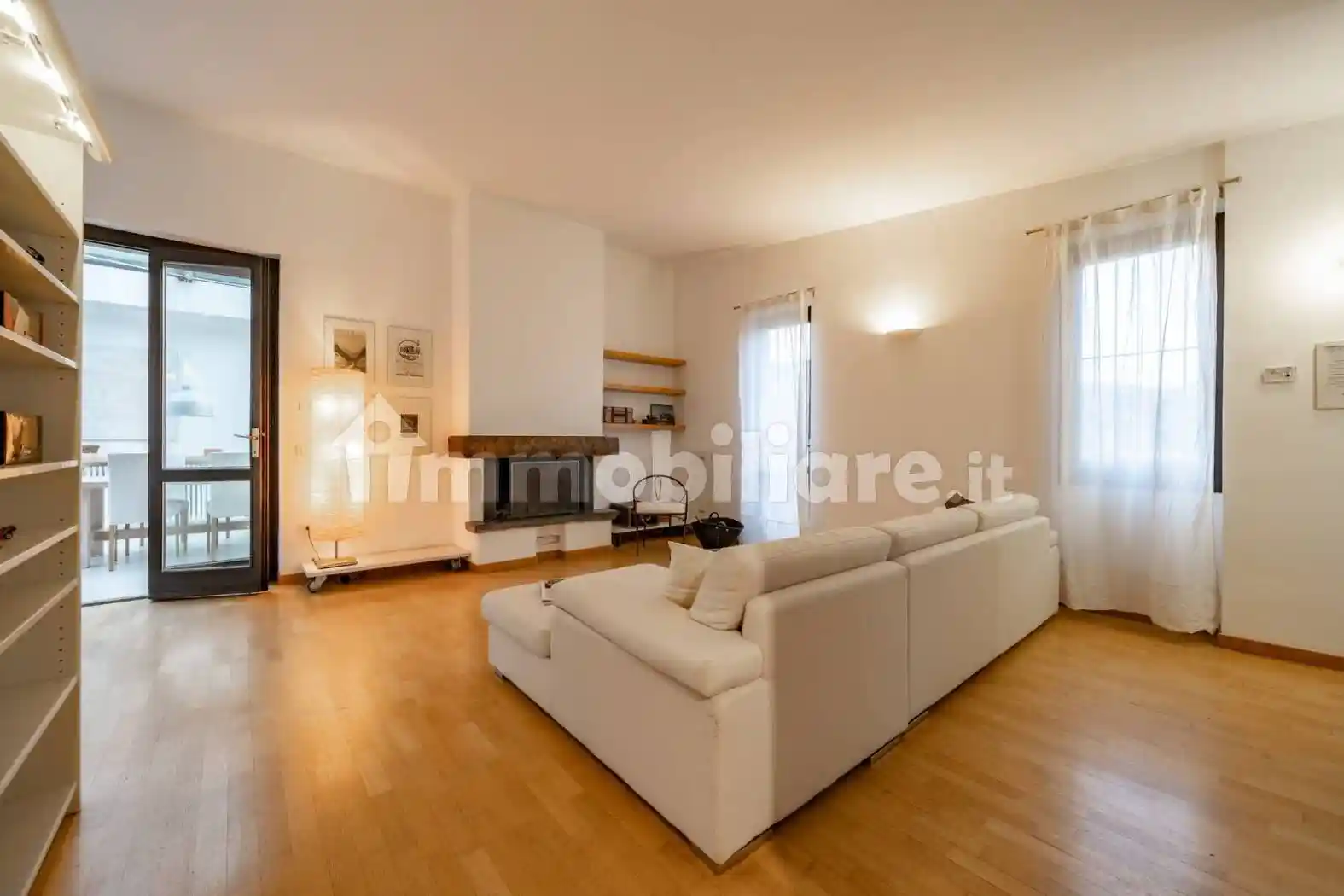 Appartamento in vendita a Lierna