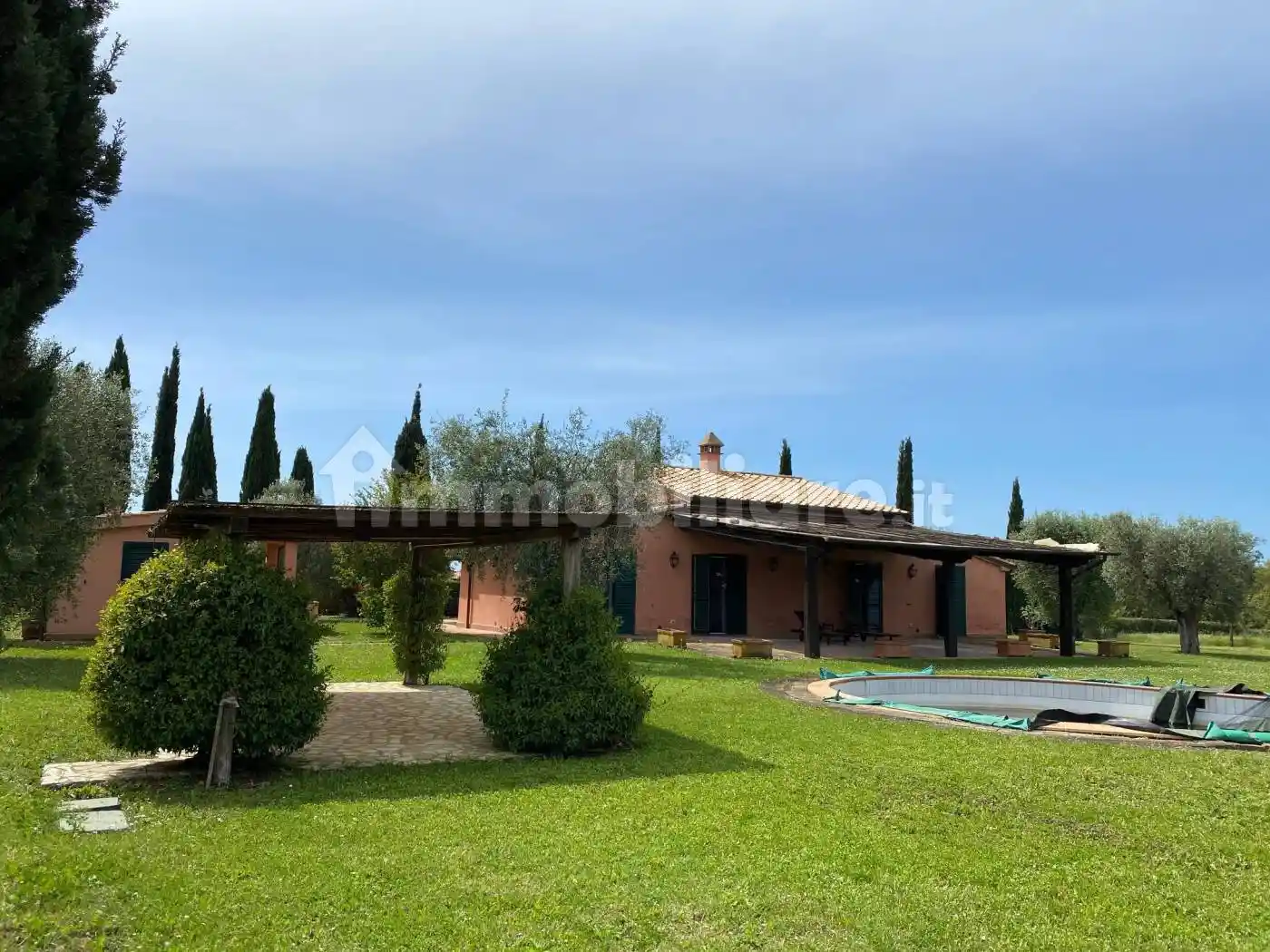 Villa in vendita a Magliano in Toscana