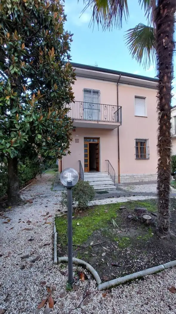 Villa in vendita a Cesena