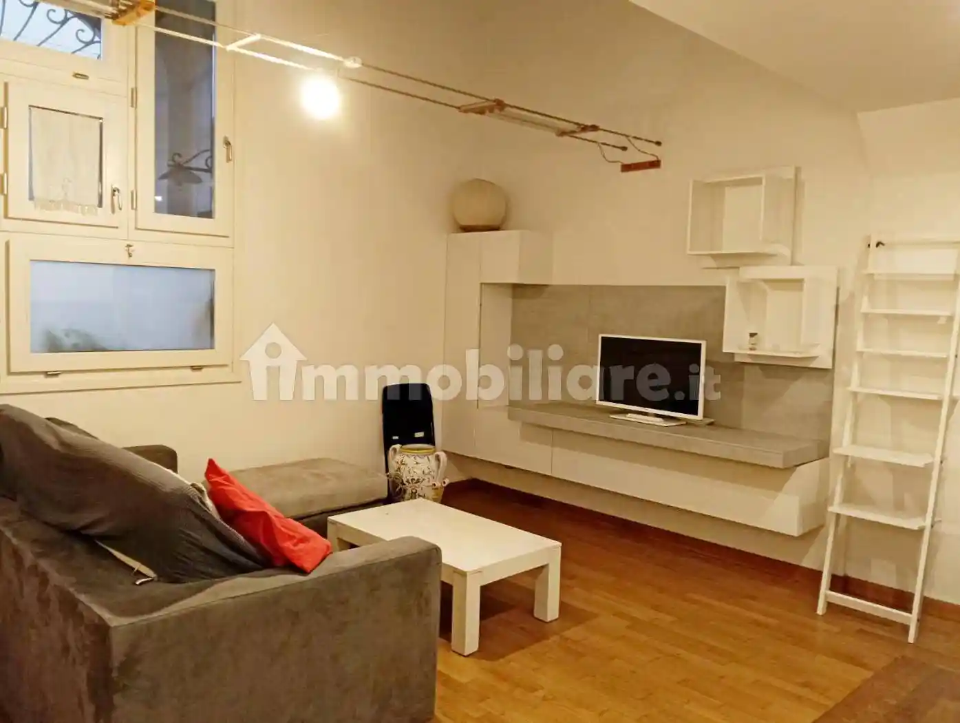 Appartamento in affitto a Firenze