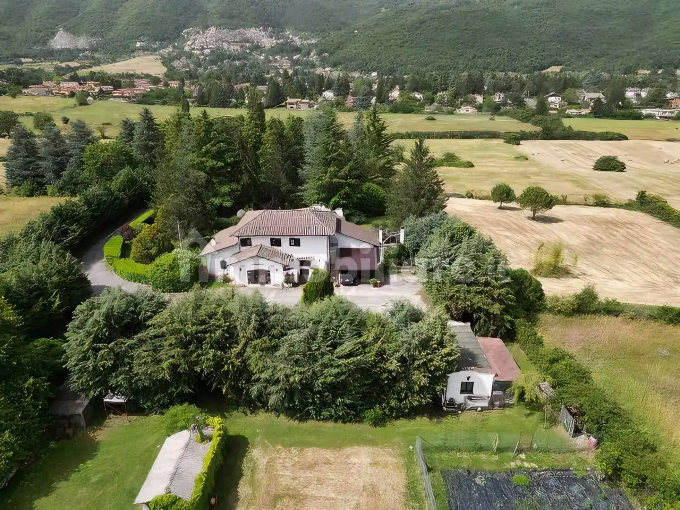 Villa in vendita a Rocca di Botte