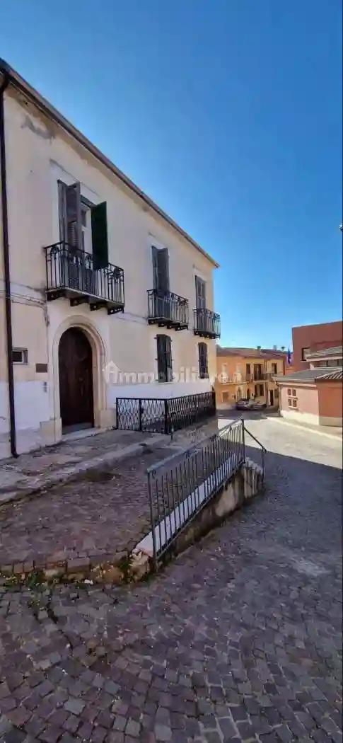 Appartamento via Benedetto Croce 2, Carife - foto 4